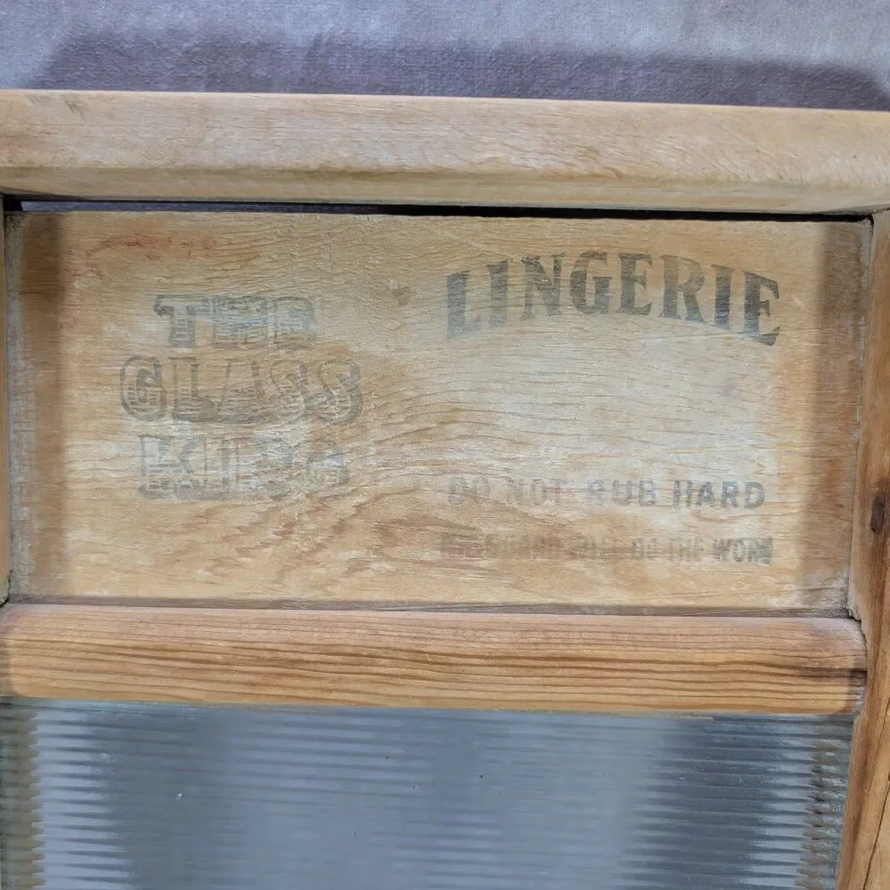 National Washboard Co No 863 The Glass King Lingerie Wash Board Wooden Frame
